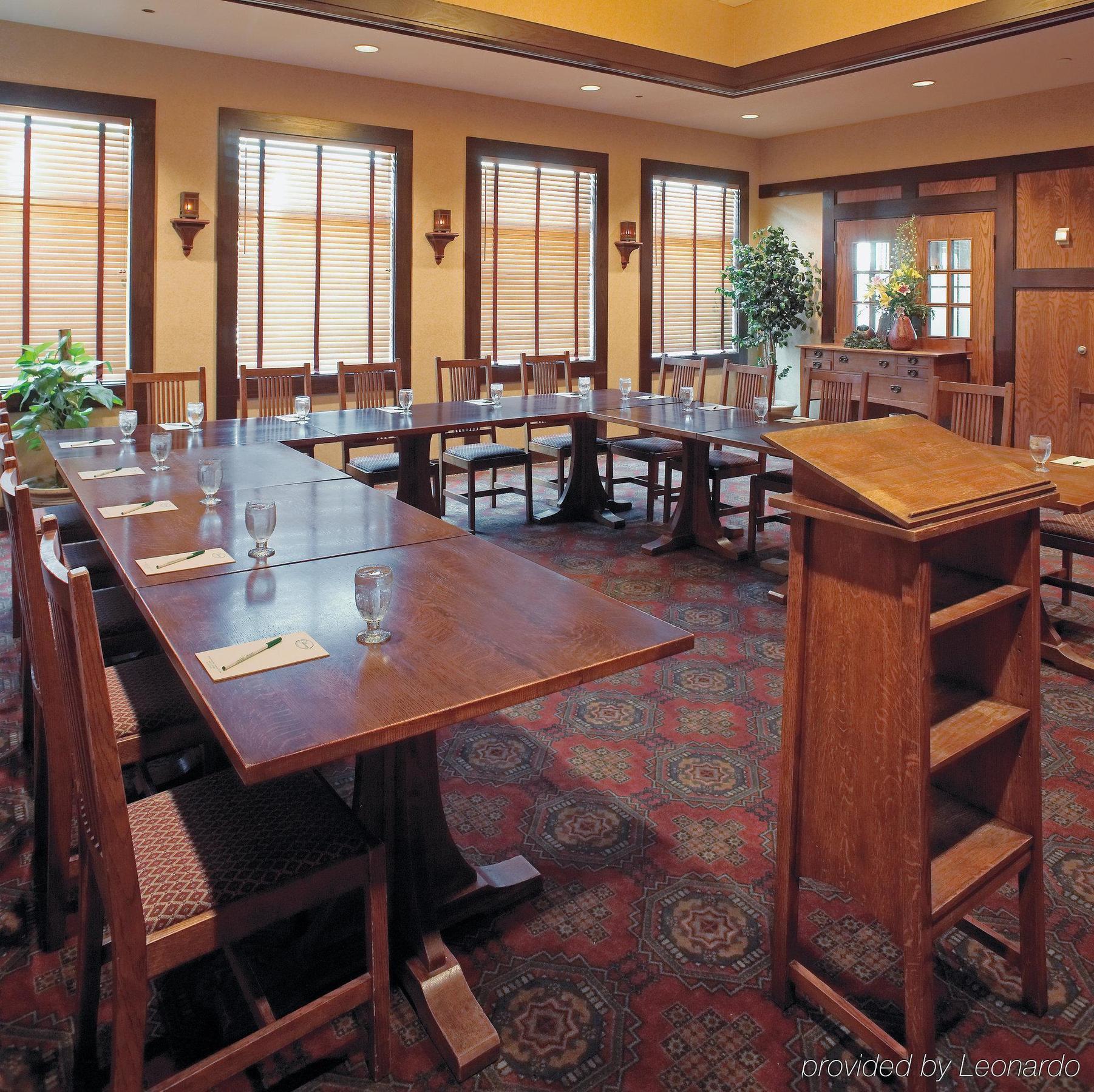The Craftsman Inn & Suites Fayetteville Facilities photo