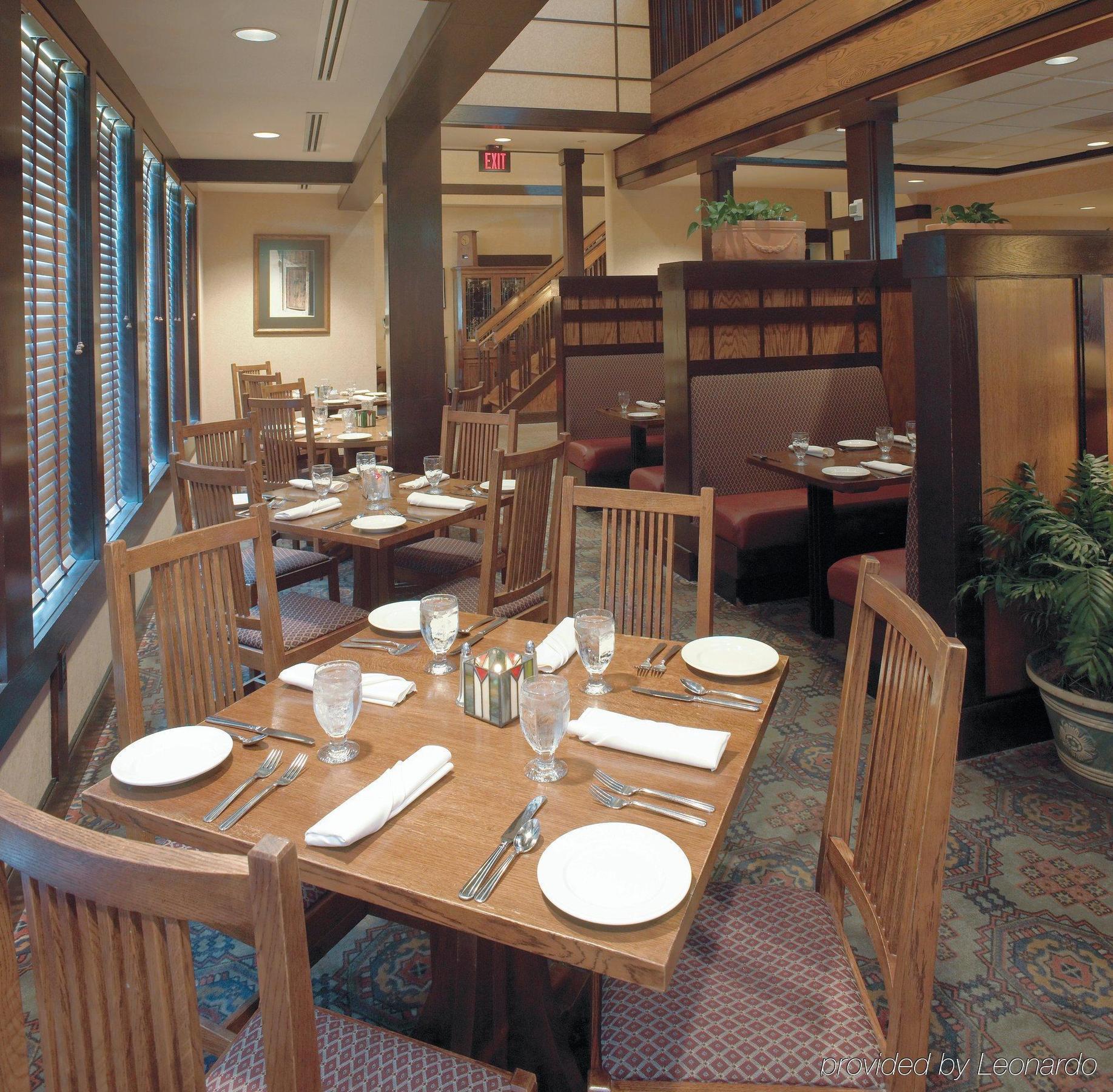 The Craftsman Inn & Suites Fayetteville Restaurant photo